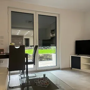 Lenti Duesseldorfer Apartment's Privatunterkunft